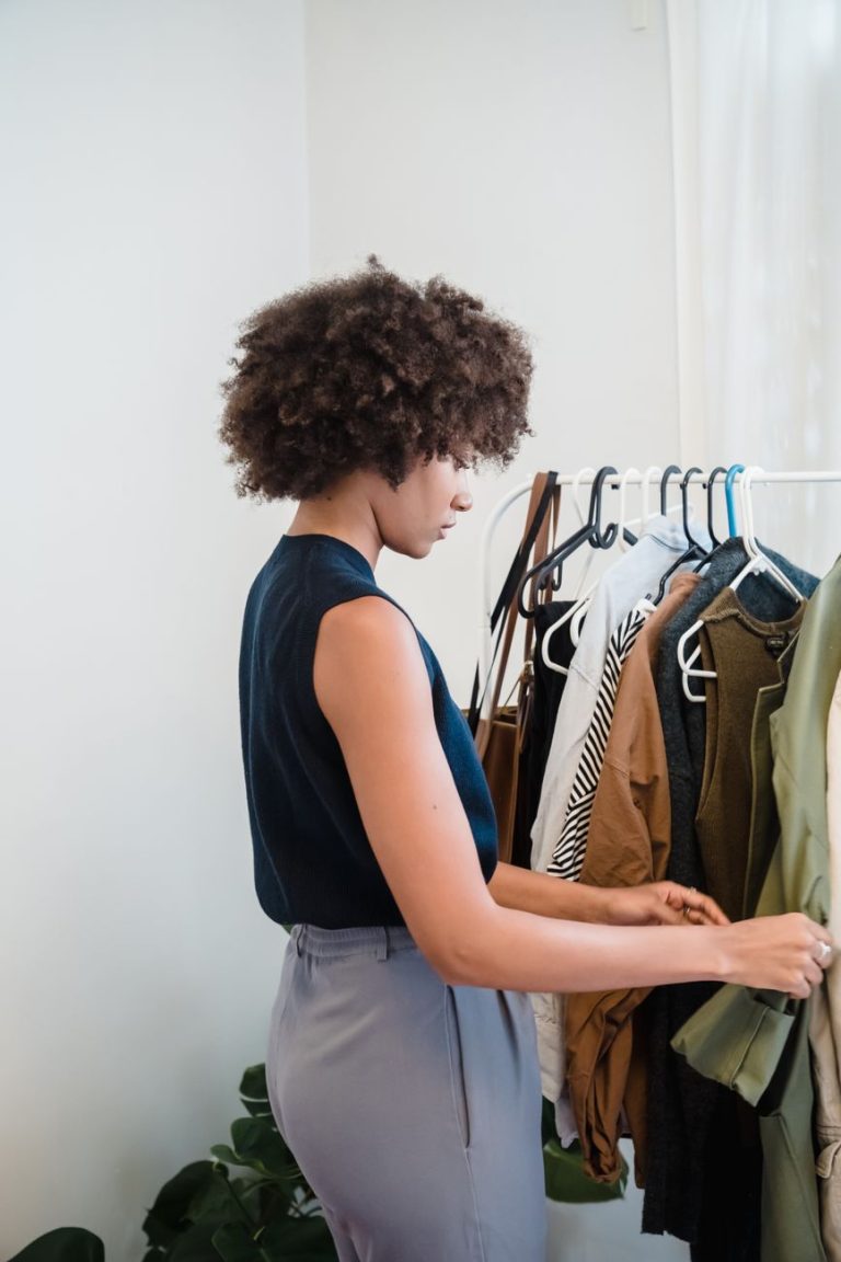 Como identificar vendedores confiáveis na Shein antes de comprar
